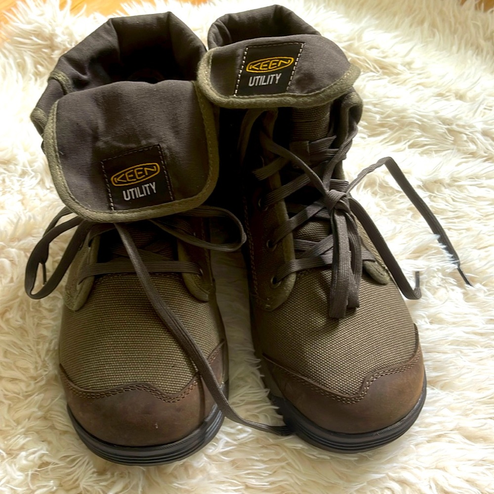 Brand New Keen Utility Boots never worn Oil/Slip resistant